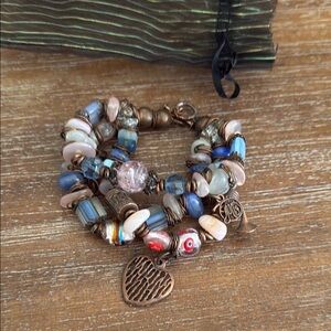 Elegant Multicolor Beaded Bracelet with Heart Charm